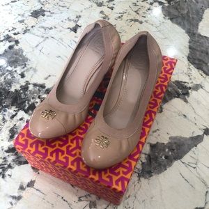 Tory Burch Nude Wedges